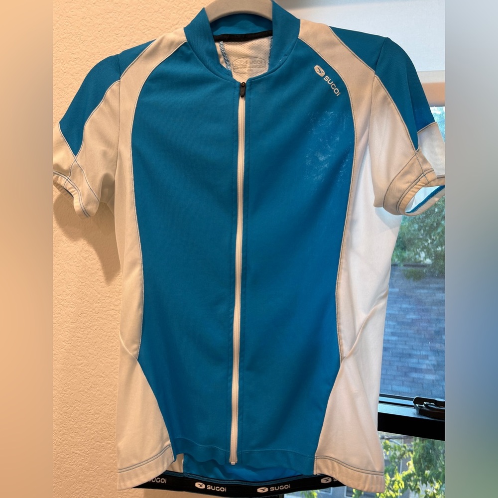 Amazing Find!  SUGOI (EUC, Size M) RPM Bike Jersey in Blue & White